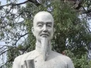 曹秀先